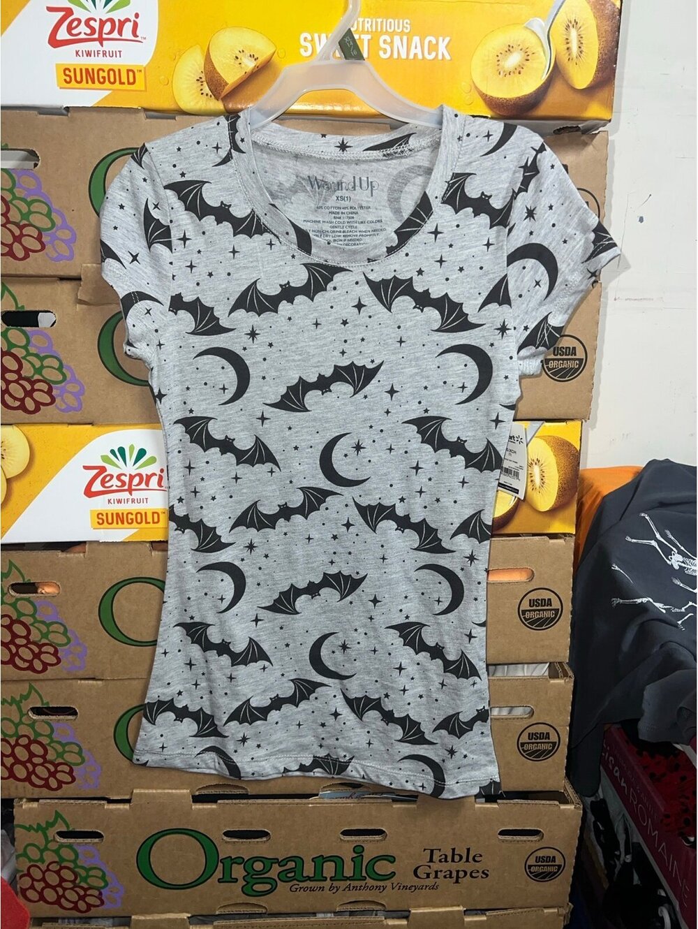 WOMENS Halloween shirt size XS in juniors